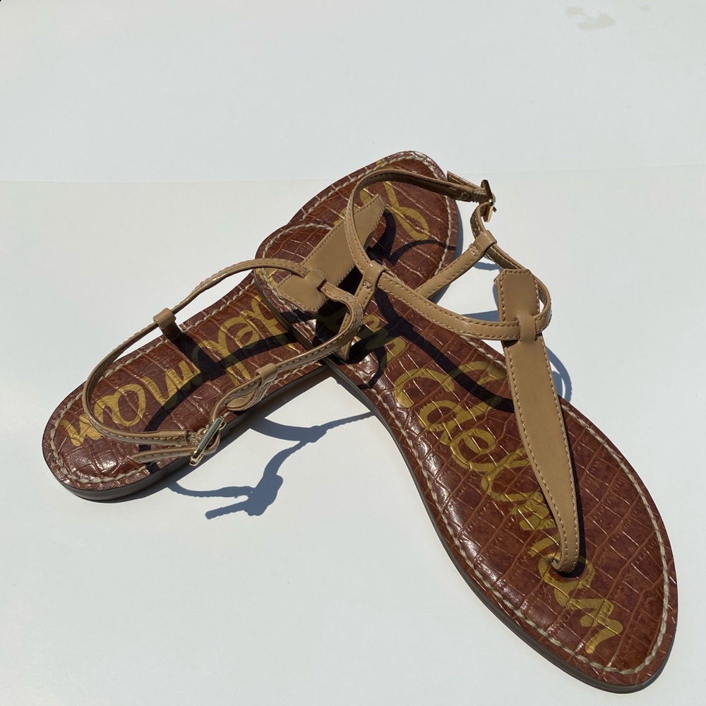 Luxe and contemporary clothing & shoes.